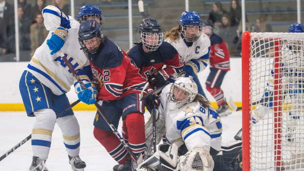 Orono girls vs Holy Angels Feb17-23 Earl Ebensteiner12